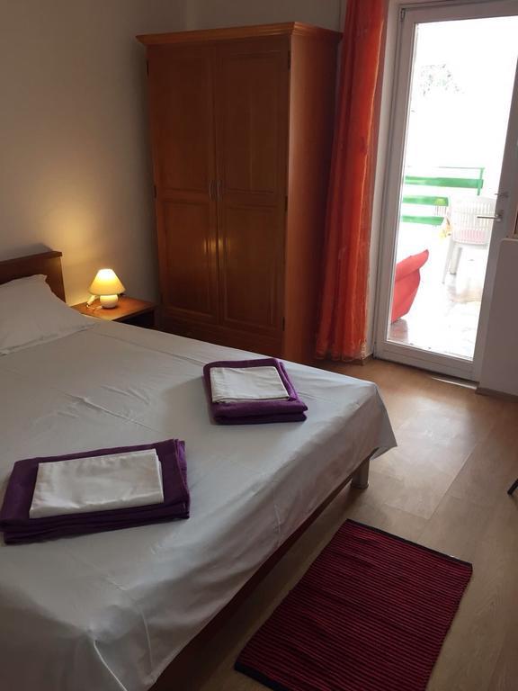 Crveno Zlato 2* Biograd Na Moru