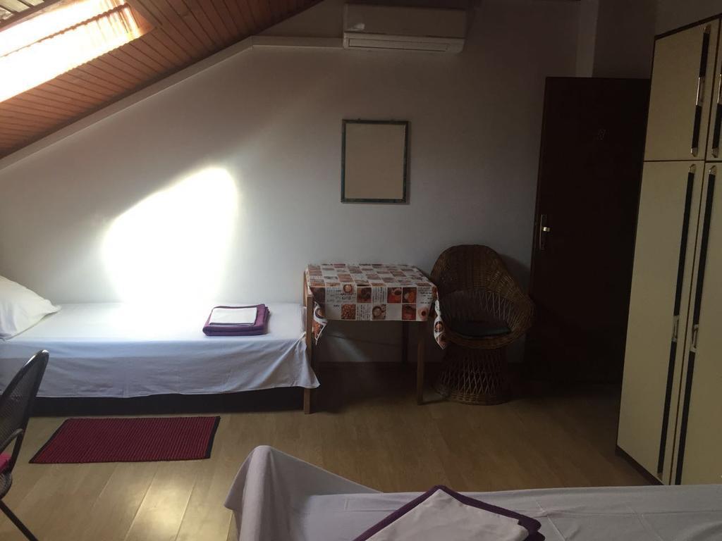 Crveno Zlato 2* Biograd Na Moru