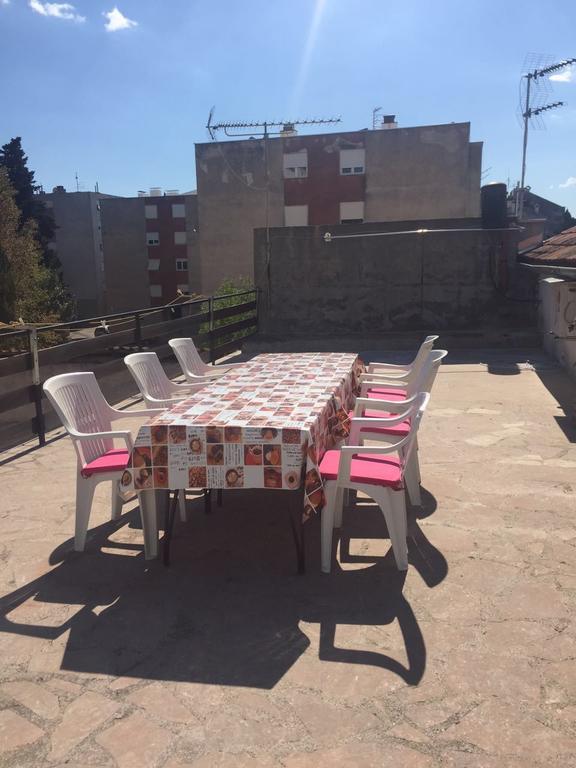 Crveno Zlato Penzion Biograd Na Moru