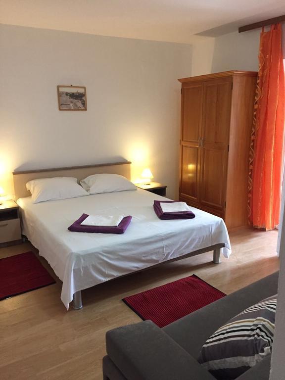 Crveno Zlato Maison d'hôtes Biograd Na Moru